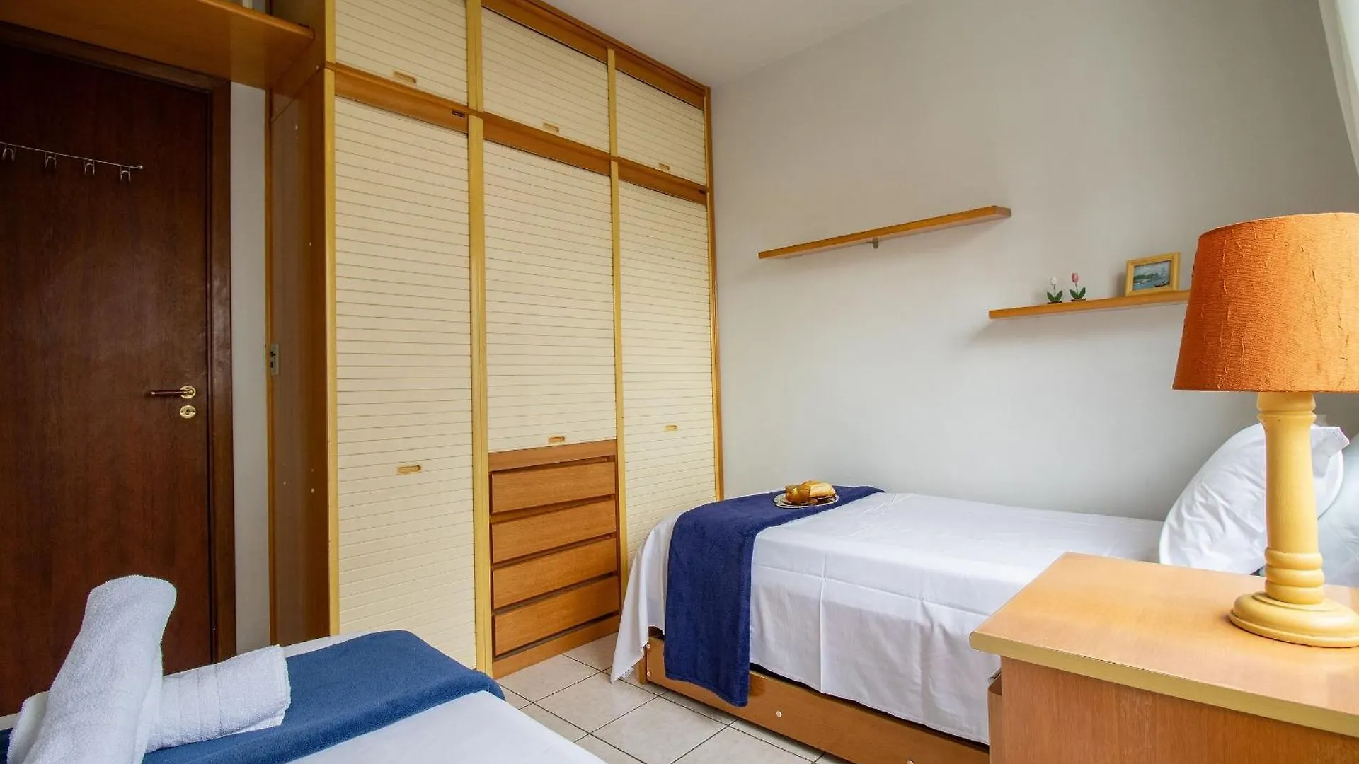 Iso86B - Sacada Com Churrasq, 2 Dorm, Climatizado Balneário Camboriú